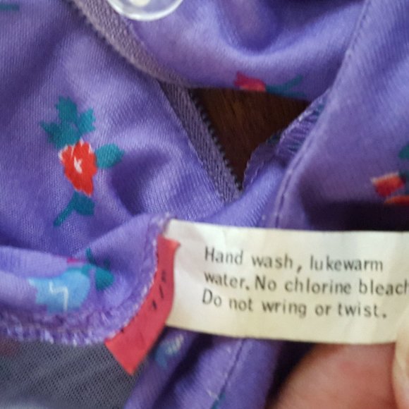 Vintage Cap-Sleeve Dress - Picture 9 of 15